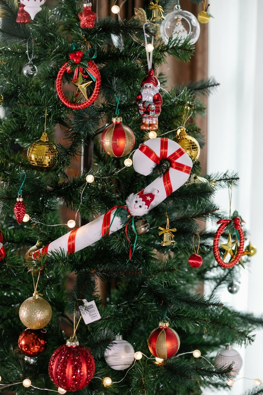 Giáng sinh, trang trí, cây thông, pine tree, decor, noel, christmas- Laura James 4