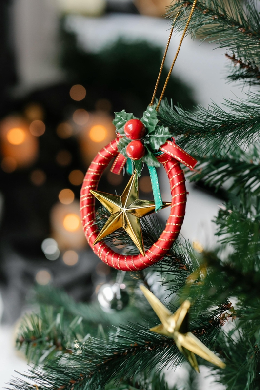 Giáng sinh, trang trí, cây thông, pine tree, decor, noel, christmas- Laura James 12