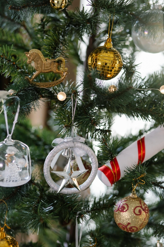 Giáng sinh, trang trí, cây thông, pine tree, decor, noel, christmas- Laura James 10