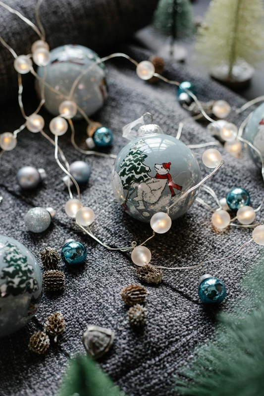 Giáng sinh, trang trí, cây thông, pine tree, decor, noel, christmas- Laura James 36