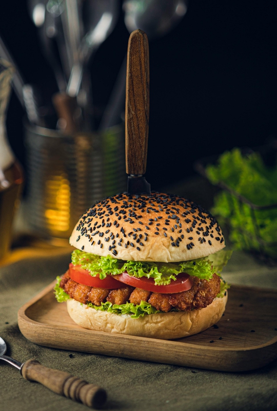 Hamburger, ăn vặt, thức ăn nhanh, snacks, fast food- Yuan Cao 2
