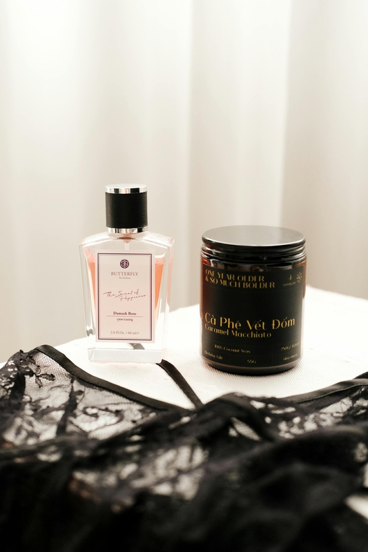 Nước hoa, kem dưỡng, mỹ phẩm, làm đẹp, spa, perfume, cosmetic, nourishing cream, beauty-Ngân Dương 1
