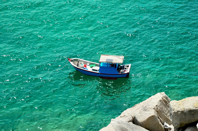 Thuyền, biển, trời, boat, sea, sky - Tuan Vy