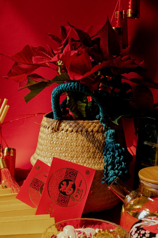 Nến, quà, Tết, Tết Nguyên Đán, candles, gifts, Tet, Lunar New Year- Van Trang Ho