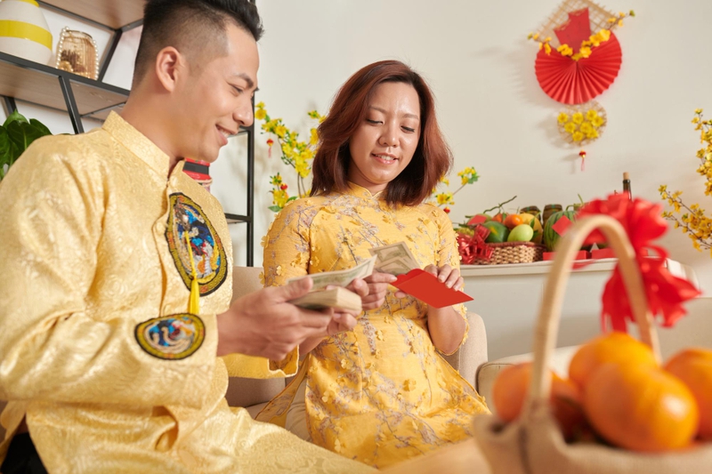 Gia đình, chúc tết, lì xì ngày tết, không khí tết, Family, Family, New Year greetings, New Year lucky money, the New Year atmosphere ew Year greetings, new Year lucky money, the New Year atmosphere - dragonimages 7