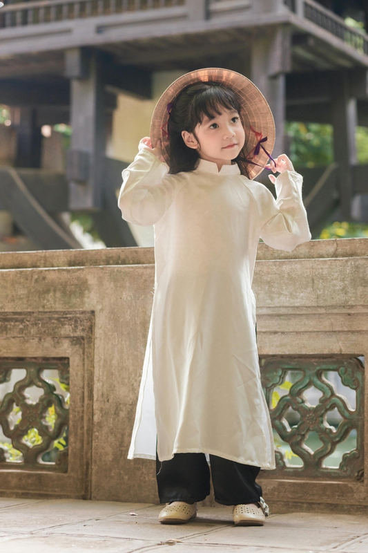 Trẻ em, em bé, kid, áo dài, trang phục truyền thống - chungtothichchupanh