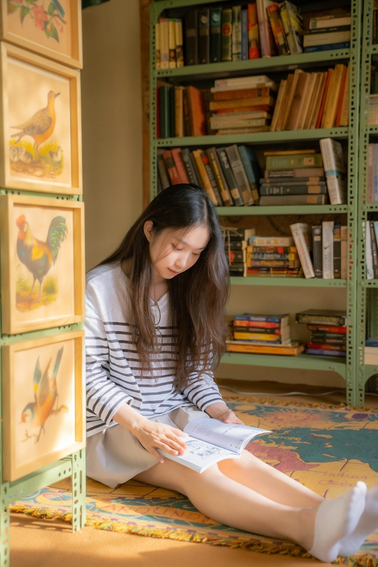 Con gái, đọc sách, Việt Nam -  Huy Nguyen 4