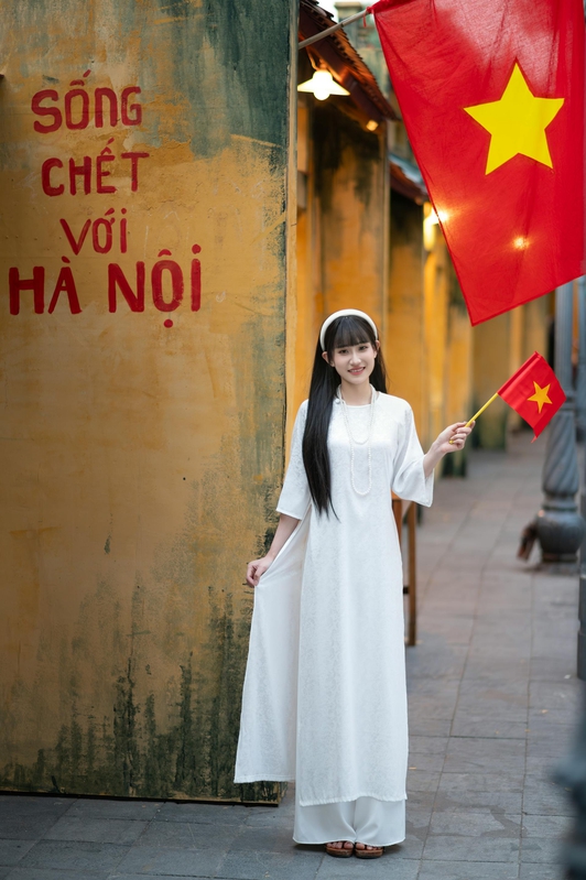 Ái dài, con gái, girl, lá cờ Viêt Nam, nón lá, truyền thống, tết, xuân, spring, Việt Nam, Hà Nội, Phố cổ - lVu image 3