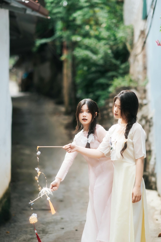 Áo dài, trung thu, bạn bè - Chuot Anhls