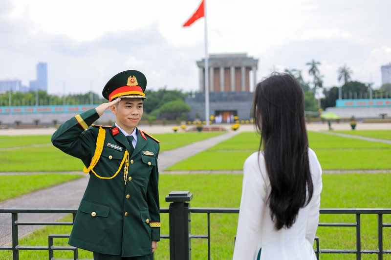 Cặp đôi, quân nhân, áo dài - Hồng Quang Official 13