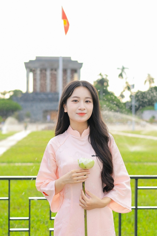 Áo dài, con gái - Hồng Quang Official 1