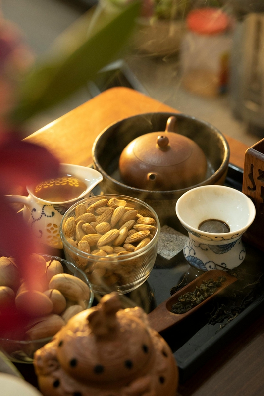Bánh mứt, trà-HONG SON 3