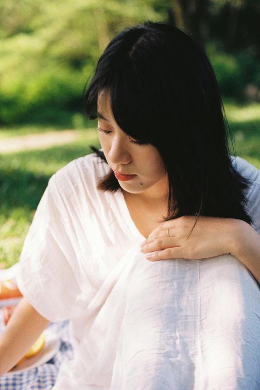 Cô gái, picnic - Lap Dinh Quoc 7