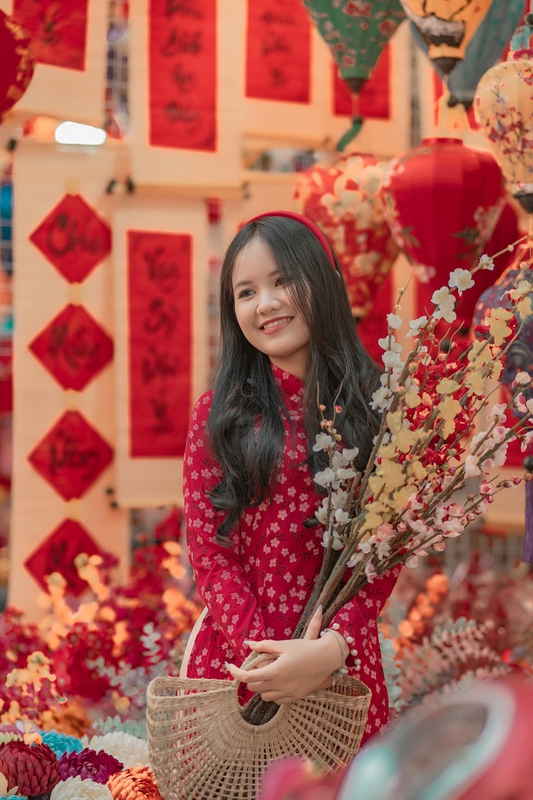 Cn gái, áo dài, Tết - Toàn Văn 27