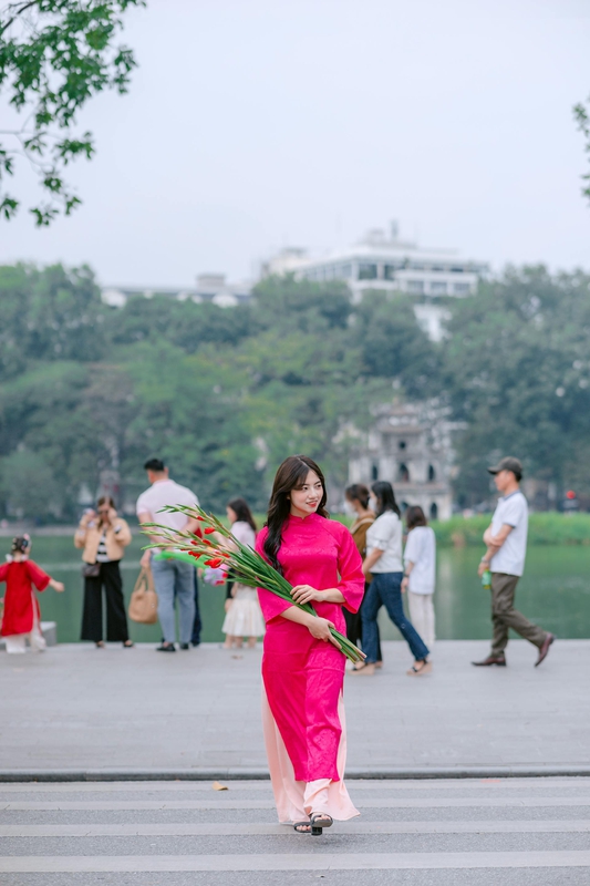 Cn gái, áo dài, Tết - Toàn Văn 17