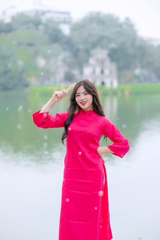 Cn gái, áo dài, Tết - Toàn Văn 16