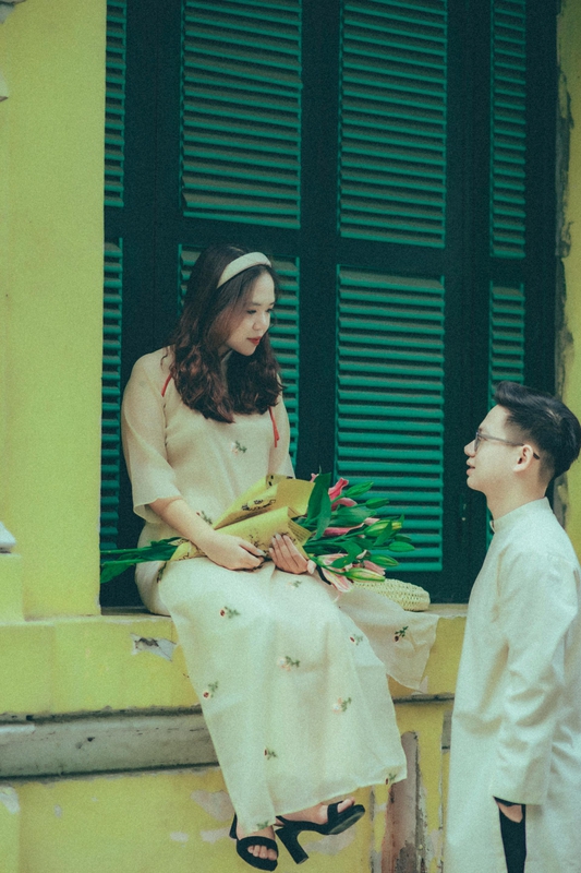 Cặp đôi, áo dài, Tết - Toàn Văn 10