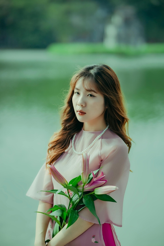 Cn gái, áo dài, Tết - Toàn Văn 2