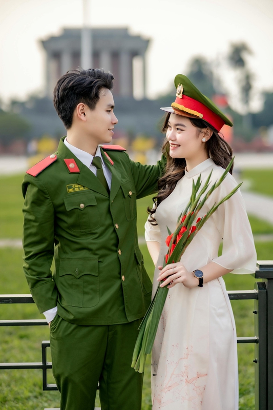 Cặp đôi, quân nhân, áo dài - Toàn Văn 2