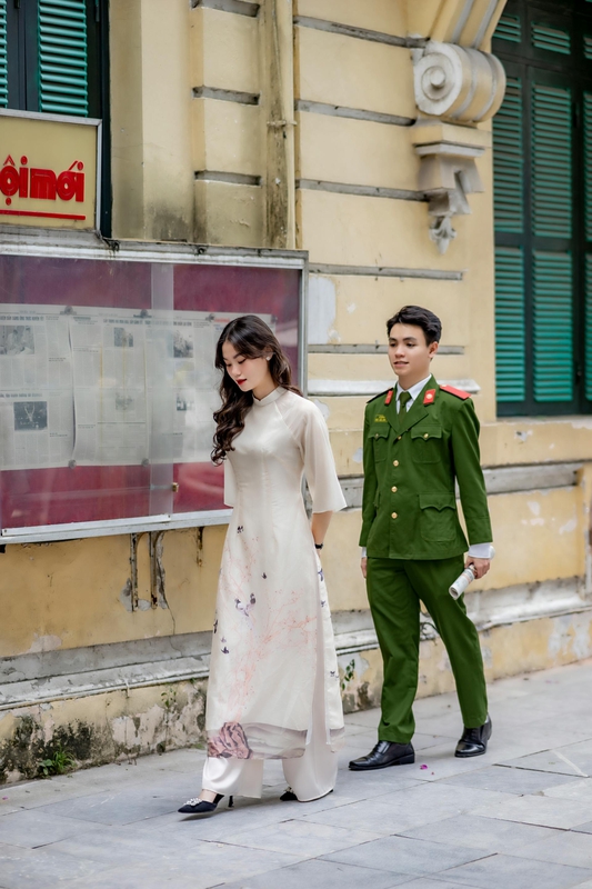 Cặp đôi, quân nhân, áo dài - Toàn Văn 6