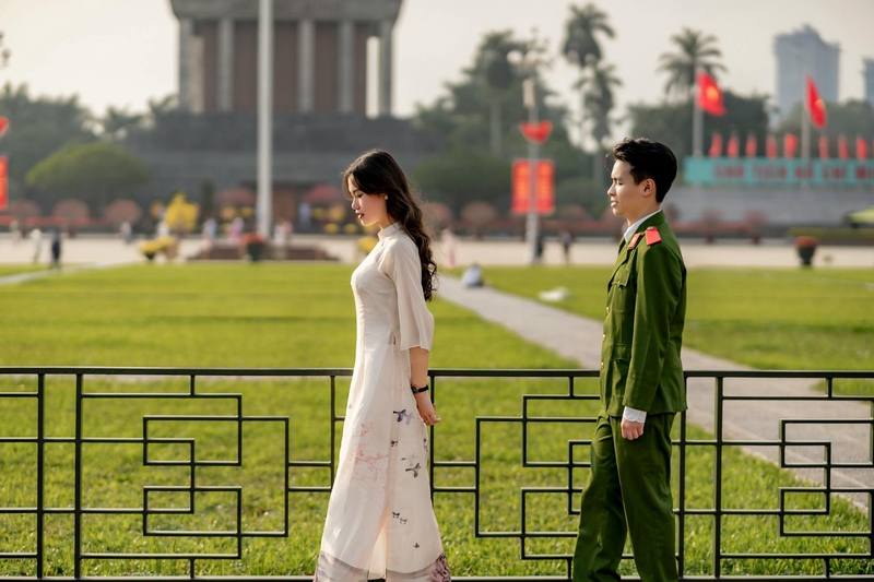 Cặp đôi, quân nhân, áo dài - Toàn Văn 19