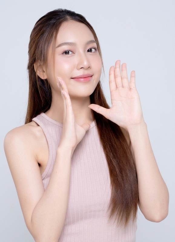 Con gái, người mẫu 5