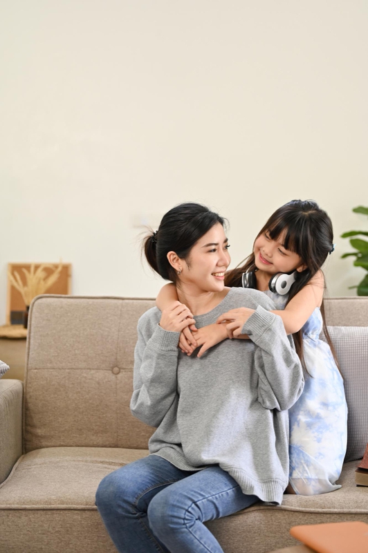 Mẹ và bé, vui vẻ 48