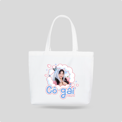 Cô gái mộng mơ