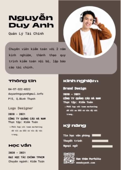 Quản lý tài chính, kinh doanh, văn phòng, office, business, đơn giản, simple, minimalist, tối giản