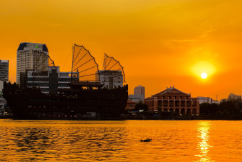 Bến Bạch Đằng, Hồ Chí Minh, Sài Gòn, Việt Nam, Viet Nam - otrotrangian