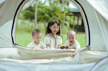 Chị em, trẻ em, con nít, gia đình, dã ngoại - Jupilu (3)