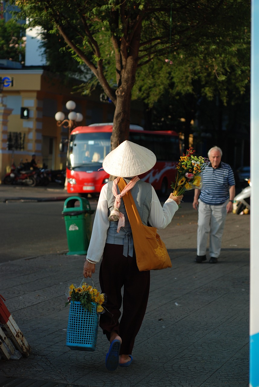 Phụ nữ, chợ hoa, hoa, con người, Việt Nam - tranvietduc