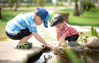 Trẻ em, con nít, trẻ nhỏ, em bé, bạn bè, Việt Nam - HaiBaron