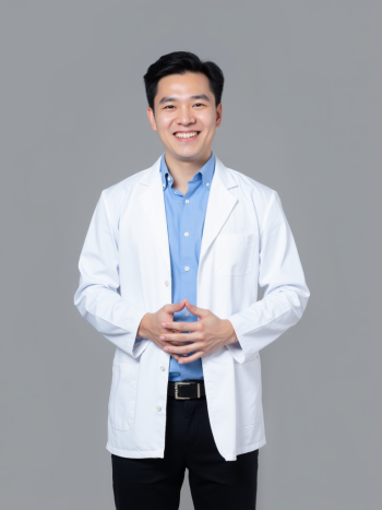 Con trai, nam, boy, bác sĩ, doctor, quảng cáo, Việt Nam 2