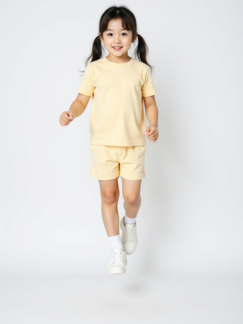 Con gái, girl, em bé, trẻ em, baby, thiếu nhi, quảng cáo, nhảy, jump 13