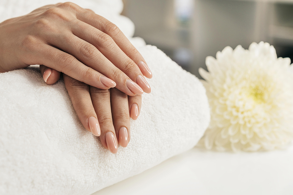 Con gái, cô gái, girl, làm đẹp, beauty, spa, nail, bàn tay, hand 2