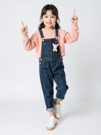 Em bé, trẻ em, con gái, girl, kids, chụp ảnh, vui vẻ 192