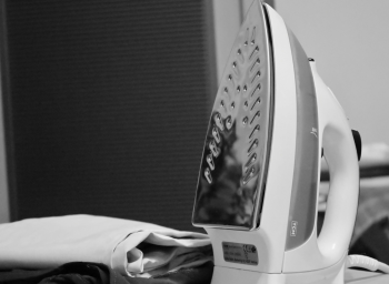 Bàn ủi, bàn là, clothes iron, gia dụng, điện tử -RitaE