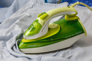 Bàn ủi, bàn là, clothes iron, gia dụng, điện tử - stevepb