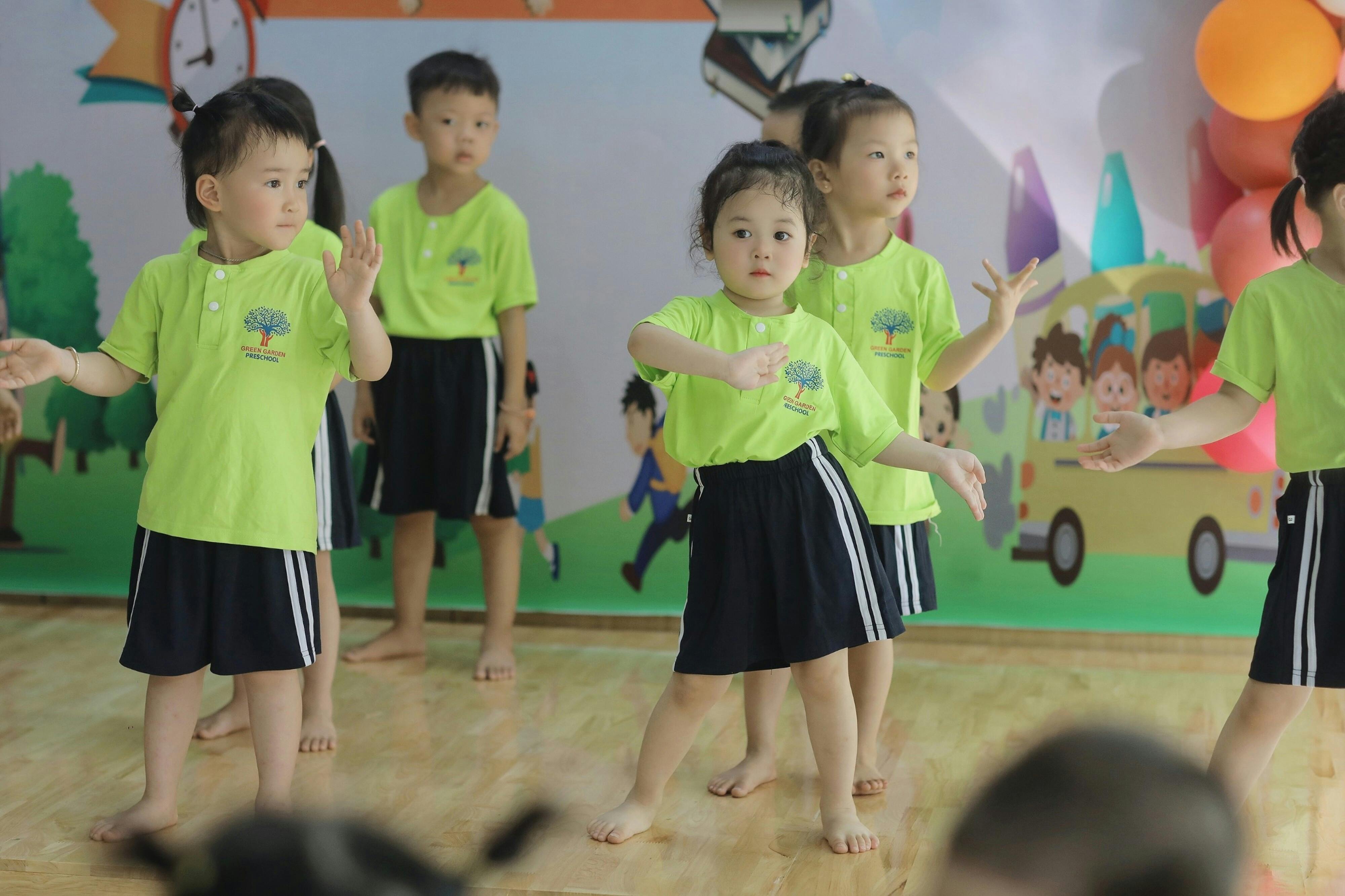 Em bé, trẻ em, con gái, girl, kids, chụp ảnh, vui vẻ- Mochi mochi 68