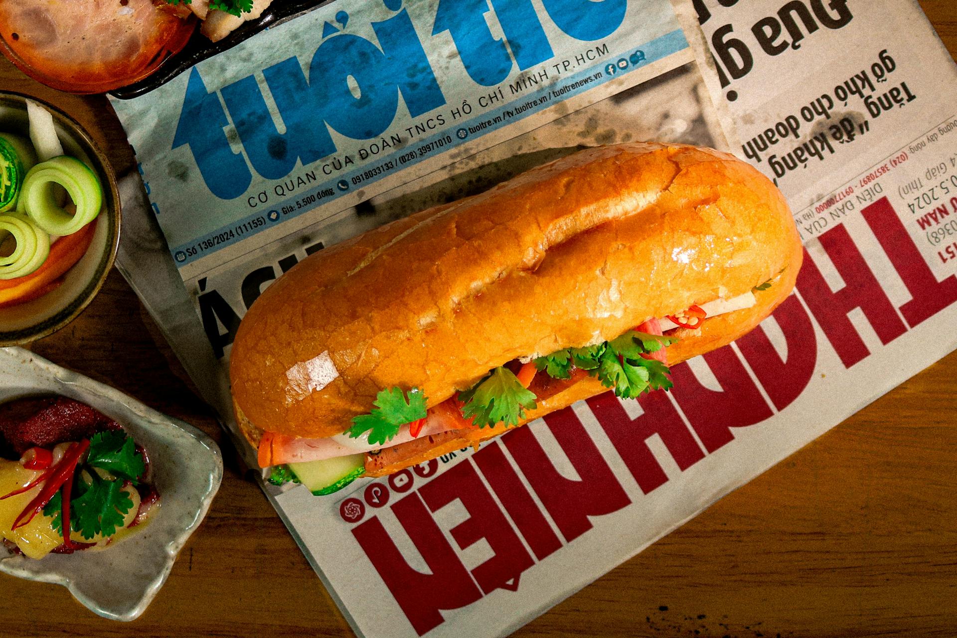 Bánh mì, bánh mì thịt, bánh mì chả, bread, món ăn Việt Nam, Việt Nam, ẩm thực, food - Hậu Mai 2