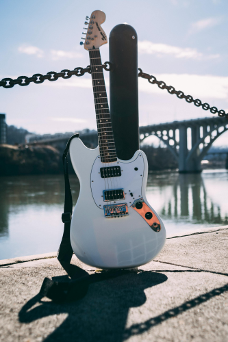 Guitar điện, guitar, đàn guitar, đàn ghi ta, nhạc cụ, instrument, âm nhạc, music, giải trí, entertainment - Isaac Weatherly