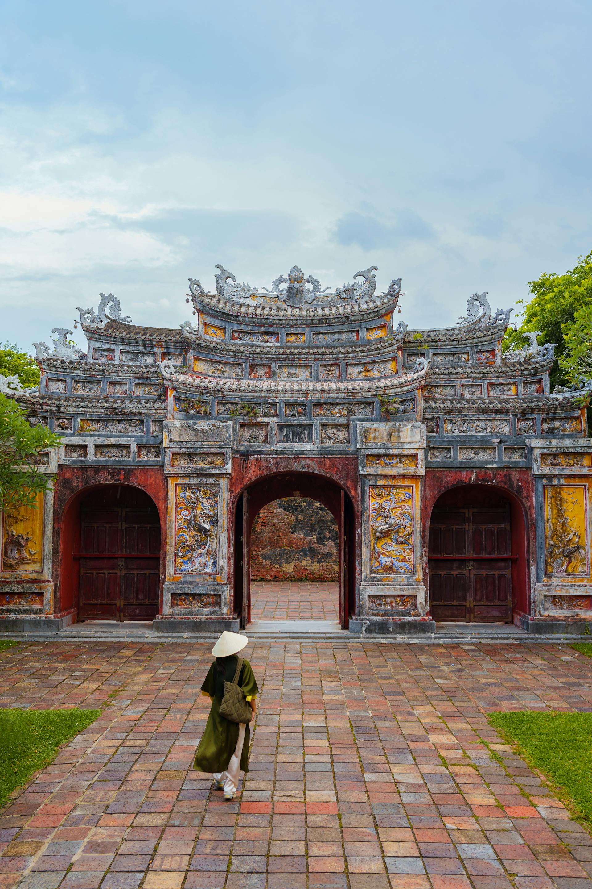 Đại Nội Huế, Hue Citadel, cổng thành, Huế, kiến trúc cung đình, royal architecture, nón lá, conical hat - Ninh Tien Dat