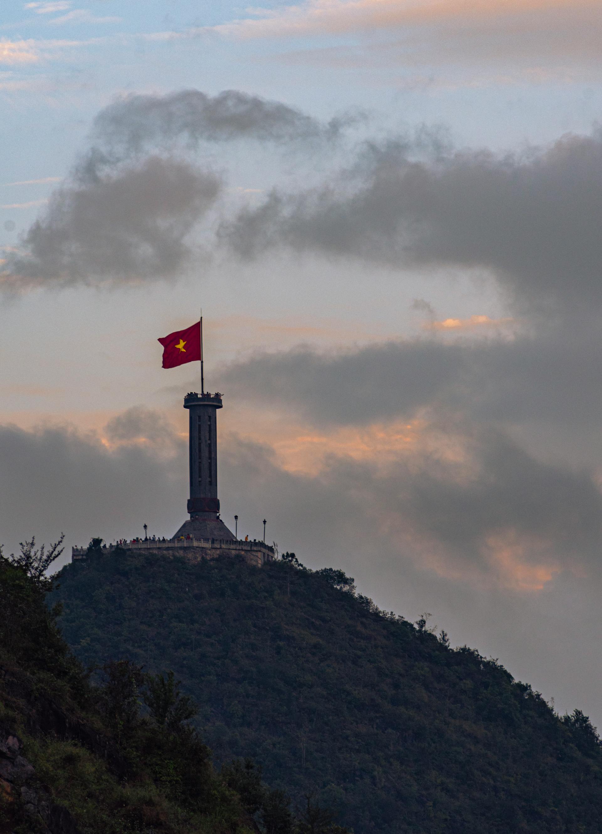 Cột cờ Lũng Cú, Lung Cu Flagpole, Hà Giang, Cờ Việt Nam, Núi, Mountain, Landscape - qhung999