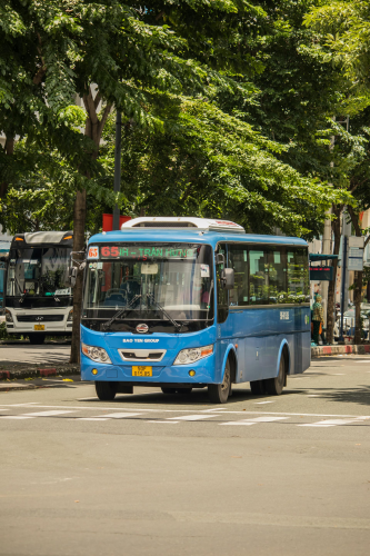 Xe buýt, bus, Việt Nam, Vietnam, phương tiện giao thông công cộng, public transport - Tường Chopper