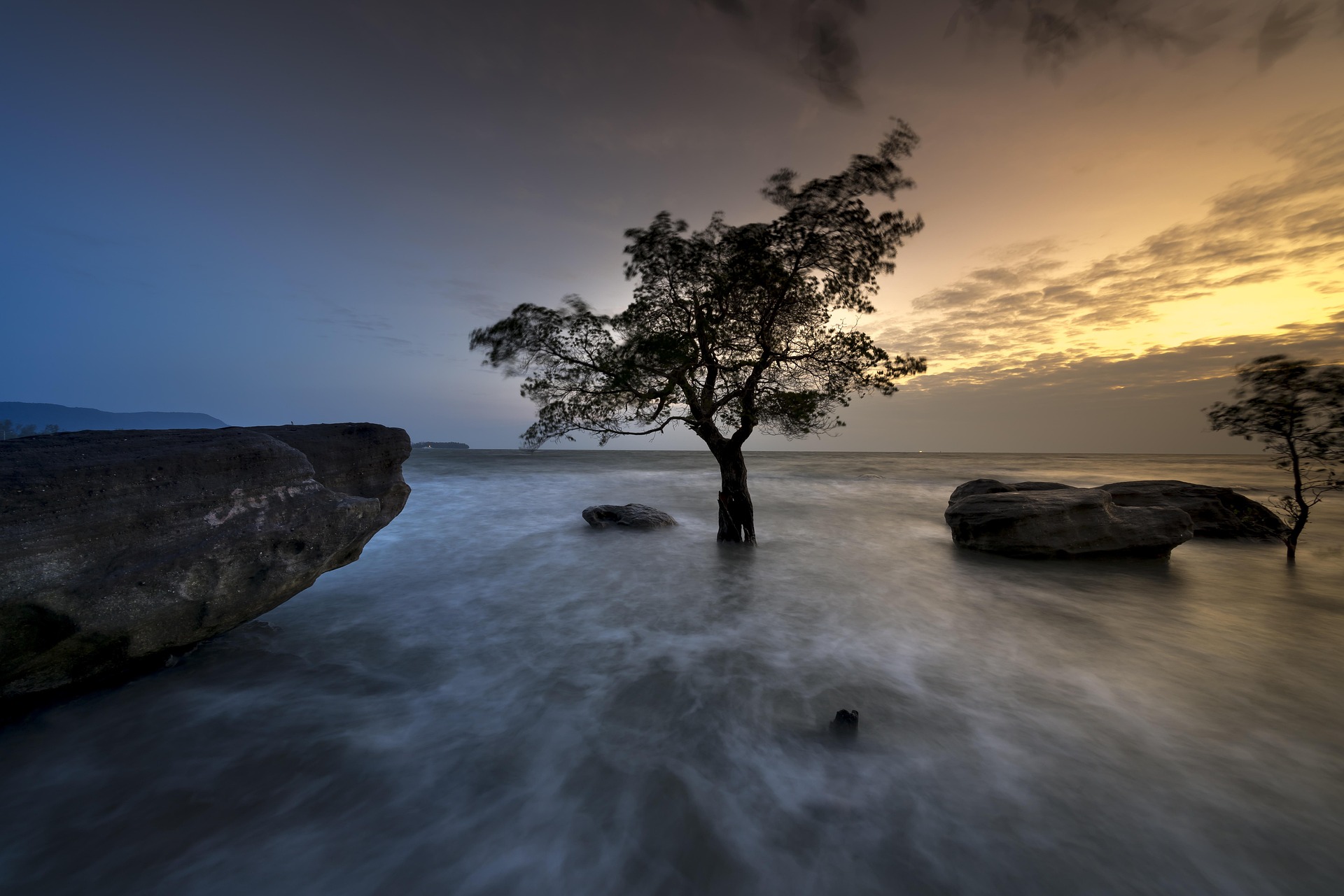 Đá, rock, hoàng hôn, sunset, biển, sea, mây trời, sky, cây, tree- Quangpraha 7 1