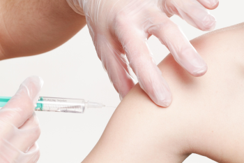Syringe, ống tiêm, injection, tiêm, health, sức khỏe, nurse, y tá, medical, y tế, hospital, bệnh viện - whitesession
