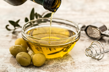 Dầu massage, massage oil, olive, thư giãn, relaxation -  stevepb
