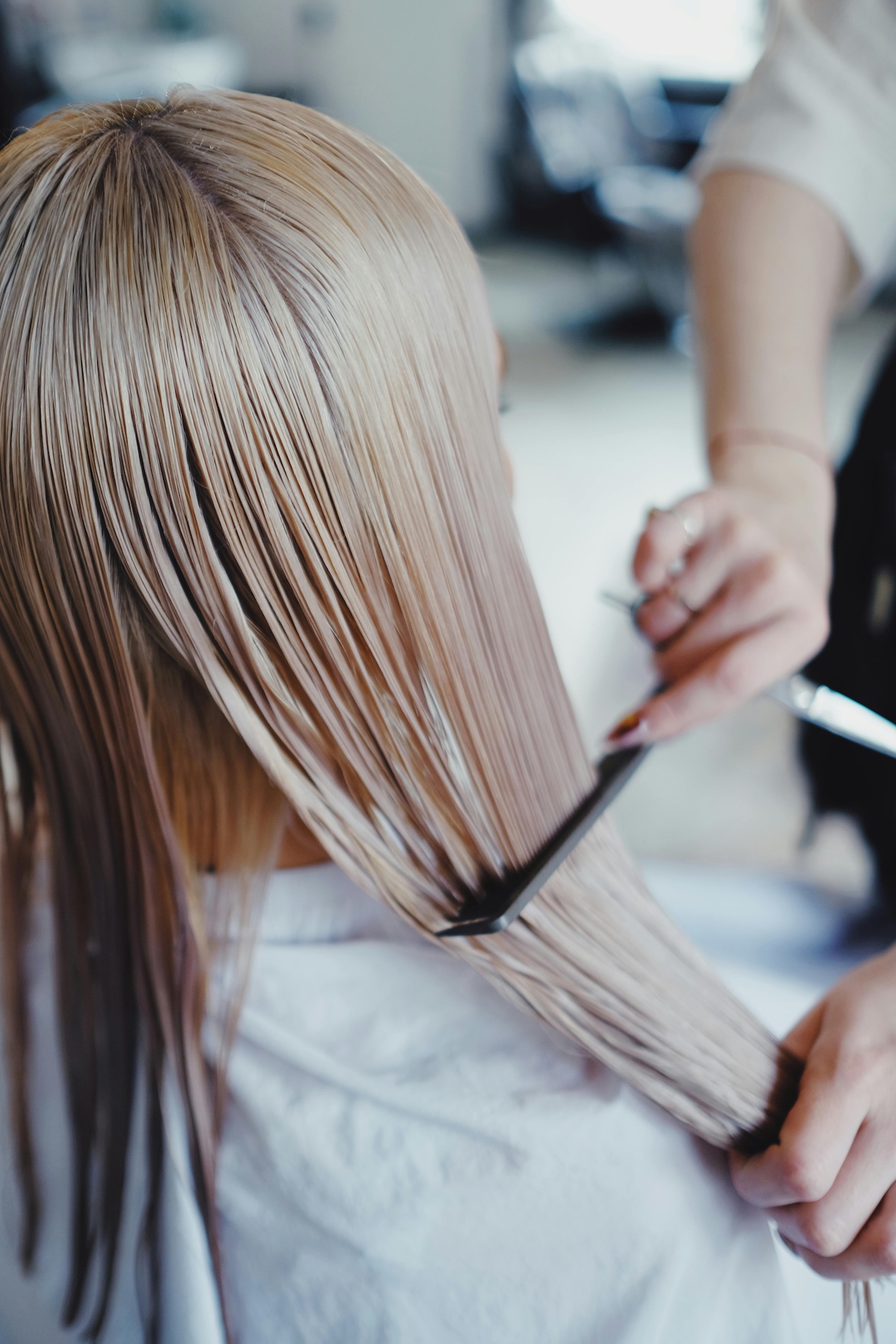 Nhuộm tóc, hair dyeing, làm tóc, chải tóc, tóc vàng, hair , salon - Nadezhda Moryak
