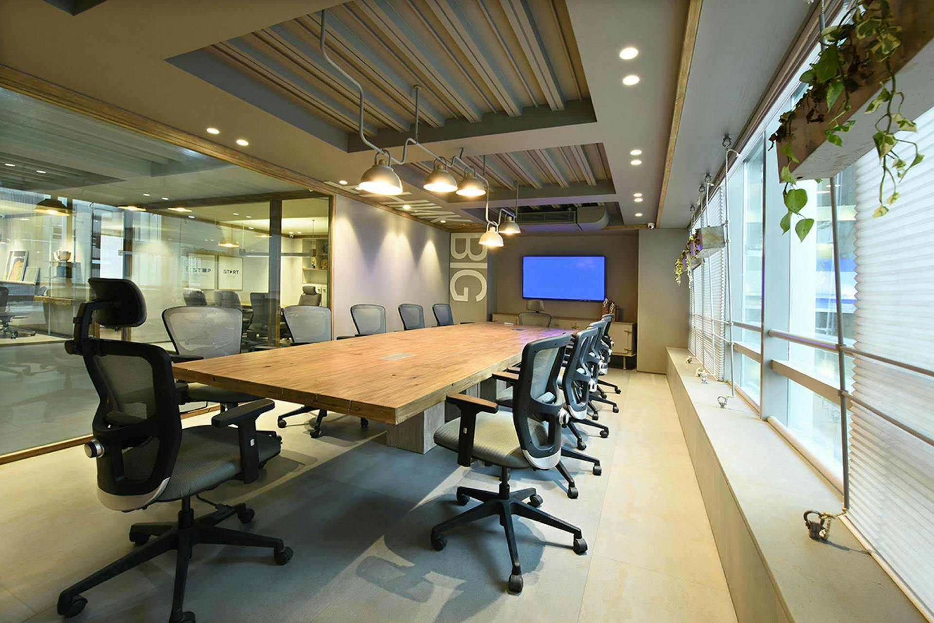 Văn phòng, office, bàn làm việc, phòng làm việc, bàn, desk, tài liệu, folder, laptop, máy tính - Designer's Circle